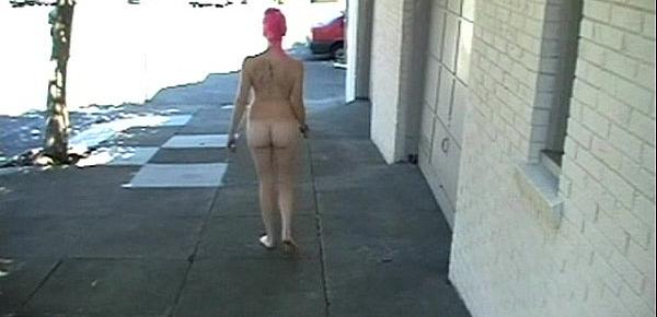  Nude in San Francisco Fushia walks naked all the way around the block